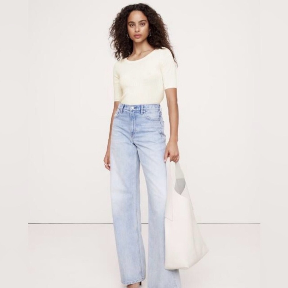 Banana Republic Cream Ribbed Short-Sleeve Knit Top